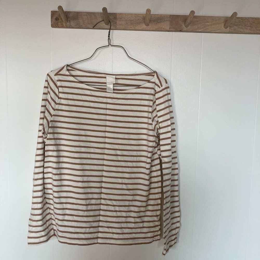 H&M long-sleeved tee, S